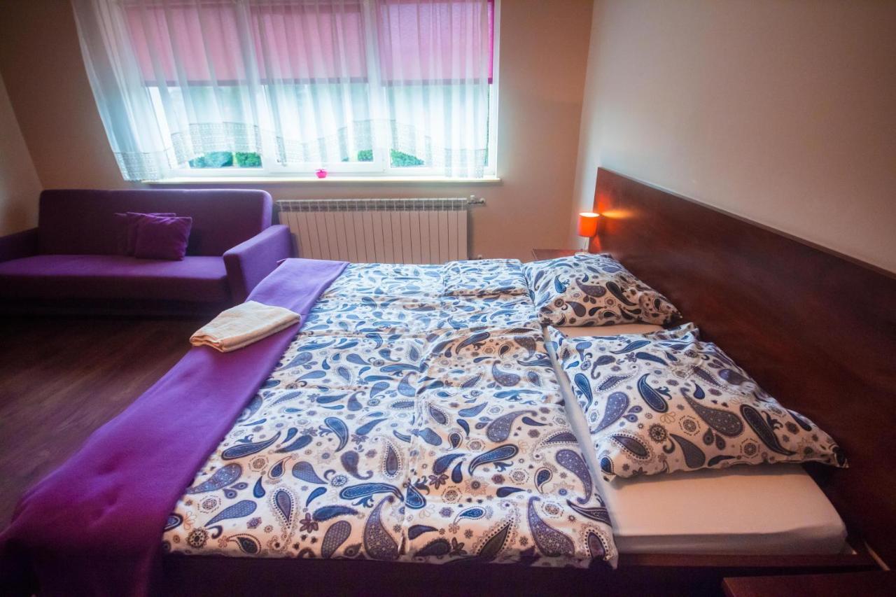 Hostel Soleil Kutno Extérieur photo