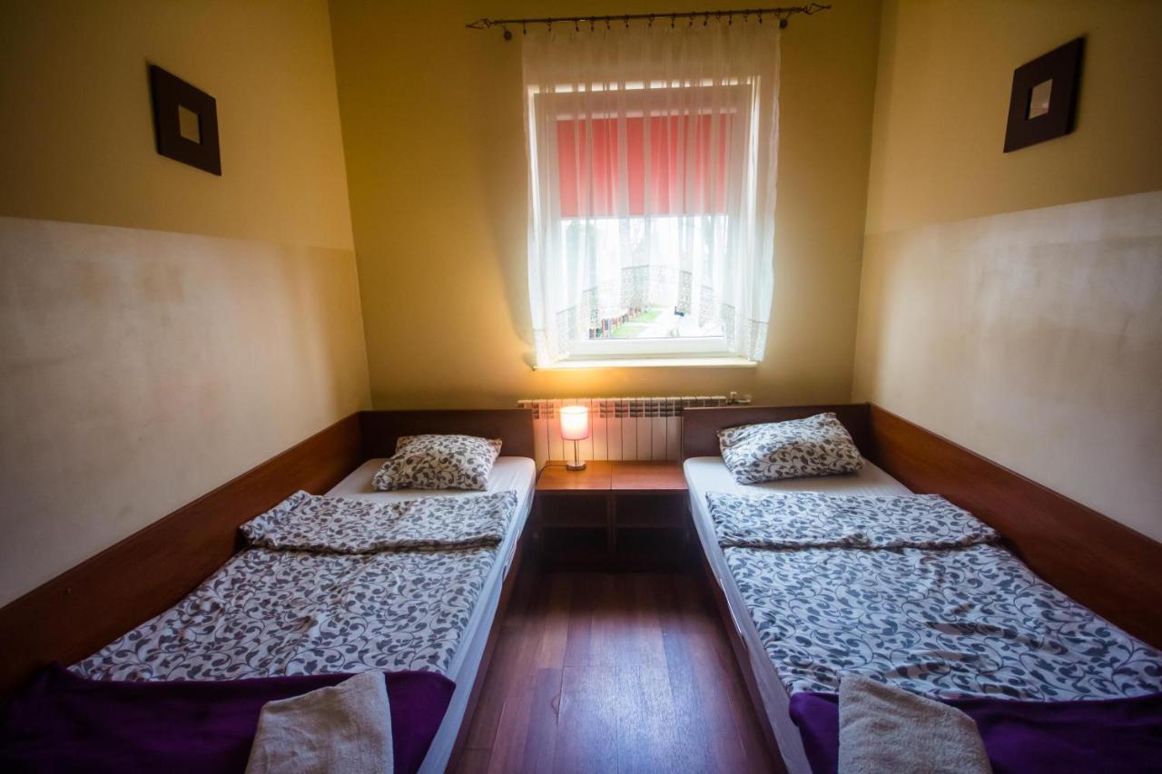 Hostel Soleil Kutno Extérieur photo